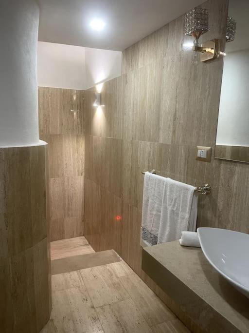 The Love Basement Apartment Roma Ngoại thất bức ảnh