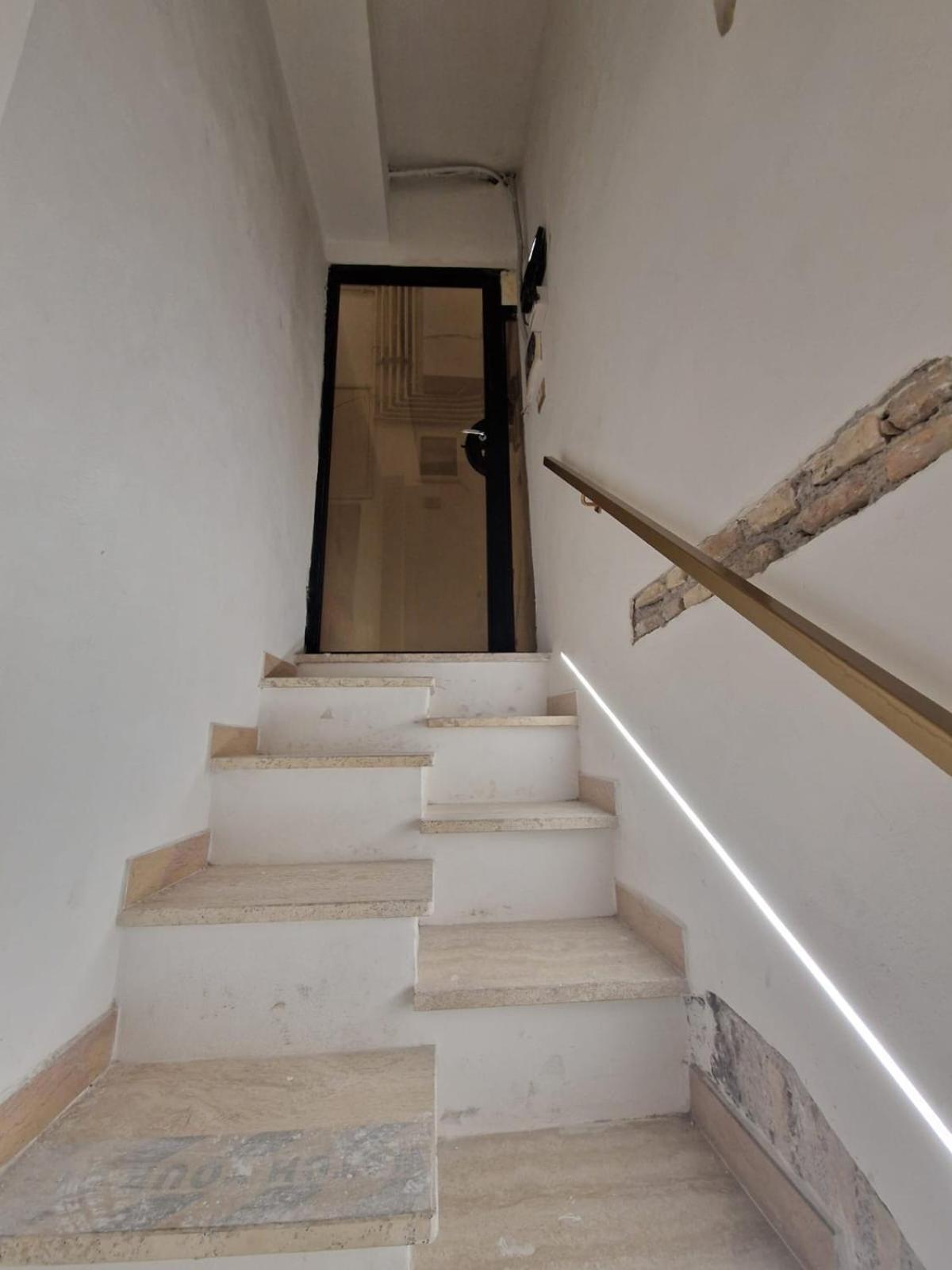 The Love Basement Apartment Roma Ngoại thất bức ảnh